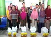 Pemkab Sidoarjo Salurkan Bantuan Beras dan Minyak Goreng