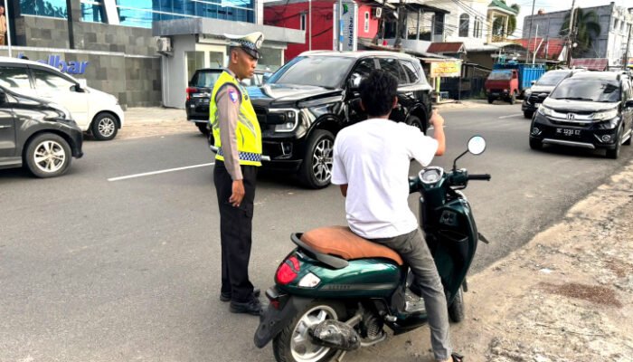 Pelayanan Terbaik Ditlantas Sulbar, Urai Kemacetan di Tiga Titik