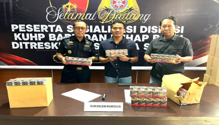 Diduga Ilegal Polda Sulbar Gerebek Gudang Rokok di Polman
