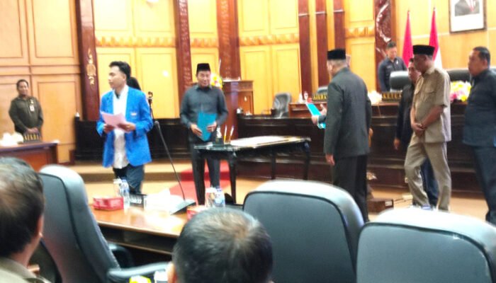 Surat Terbuka PC PMII   Ditanggapi Ketua DPRD Sidoarjo dan Bupati