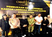 Astri j Monita Hadiri Peresmian Kantor Baru LBH Christoper